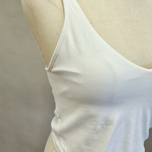 Lululemon Align crop tank in white size 8 built in bra - Picture 7 of 14